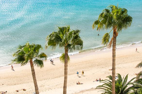 Som medlem i Åhléns Club får du 2 000:- rabatt med TUI.