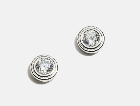 Silverörhängen med rund Cubic Zirconia