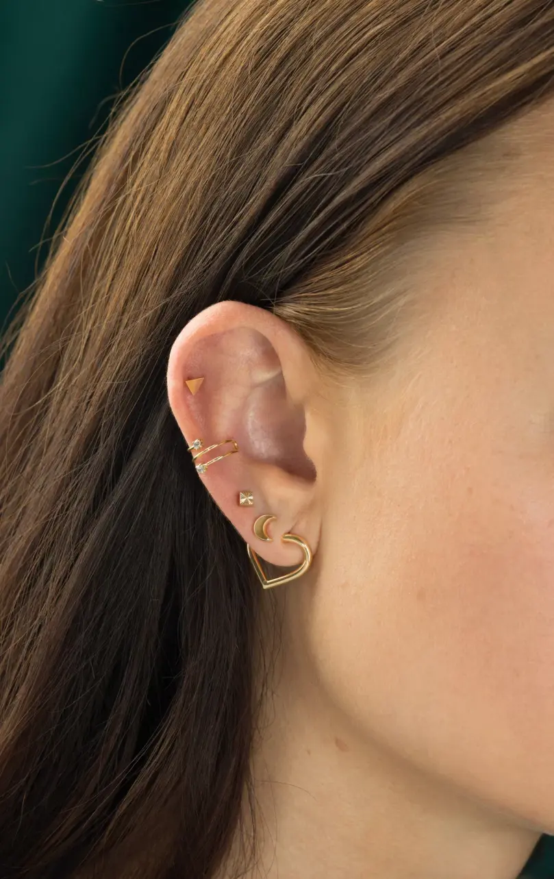 Stilrena örhängen online hos Guldfynd