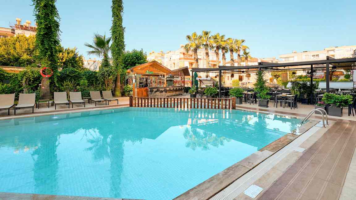 VING • 1.000:- rabatt på resor i mars och april