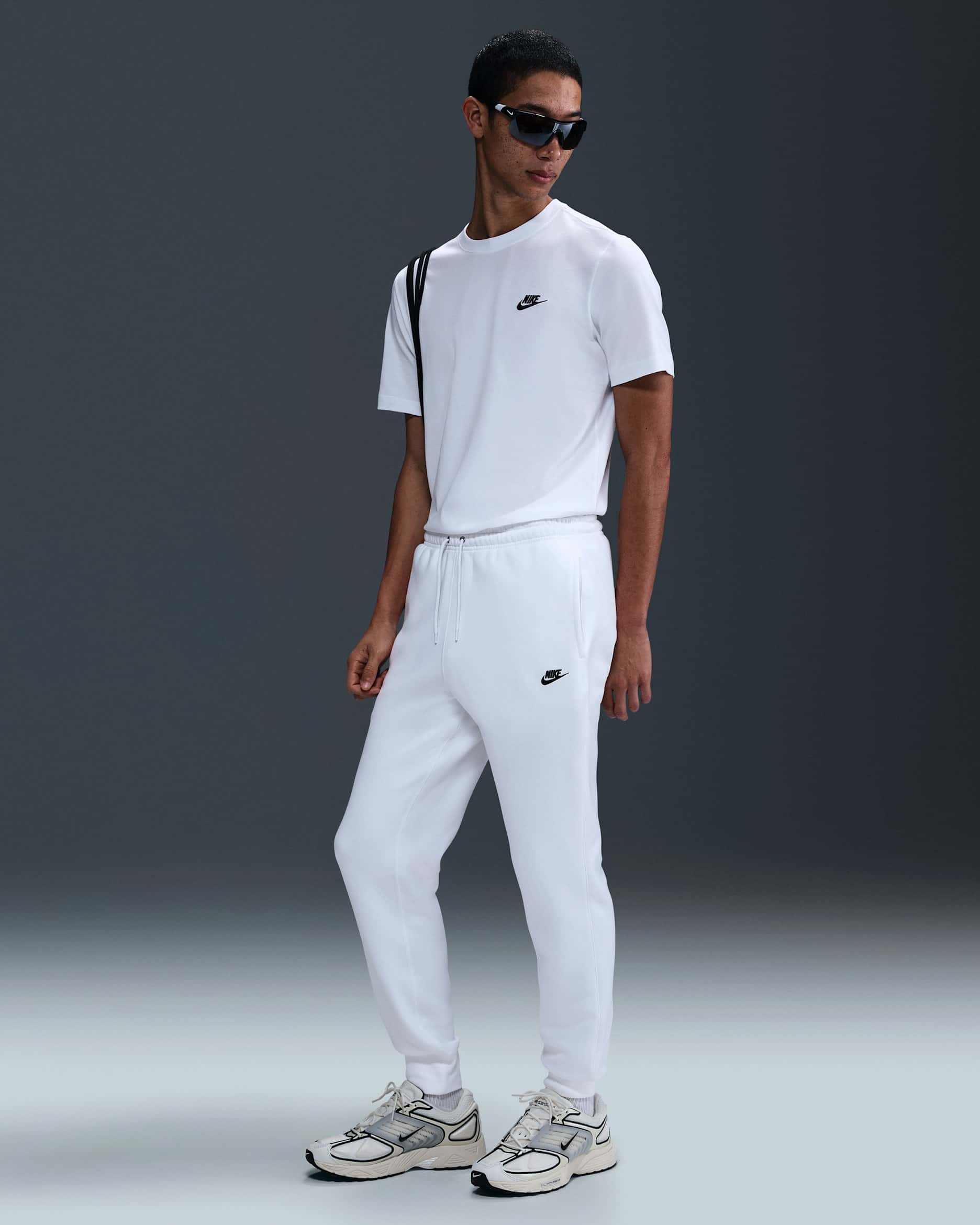 Nike Club Herrsweatshirt