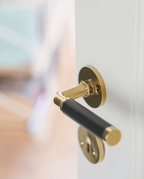 Få 10 % rabatt på ditt första köp hos Beslagboden