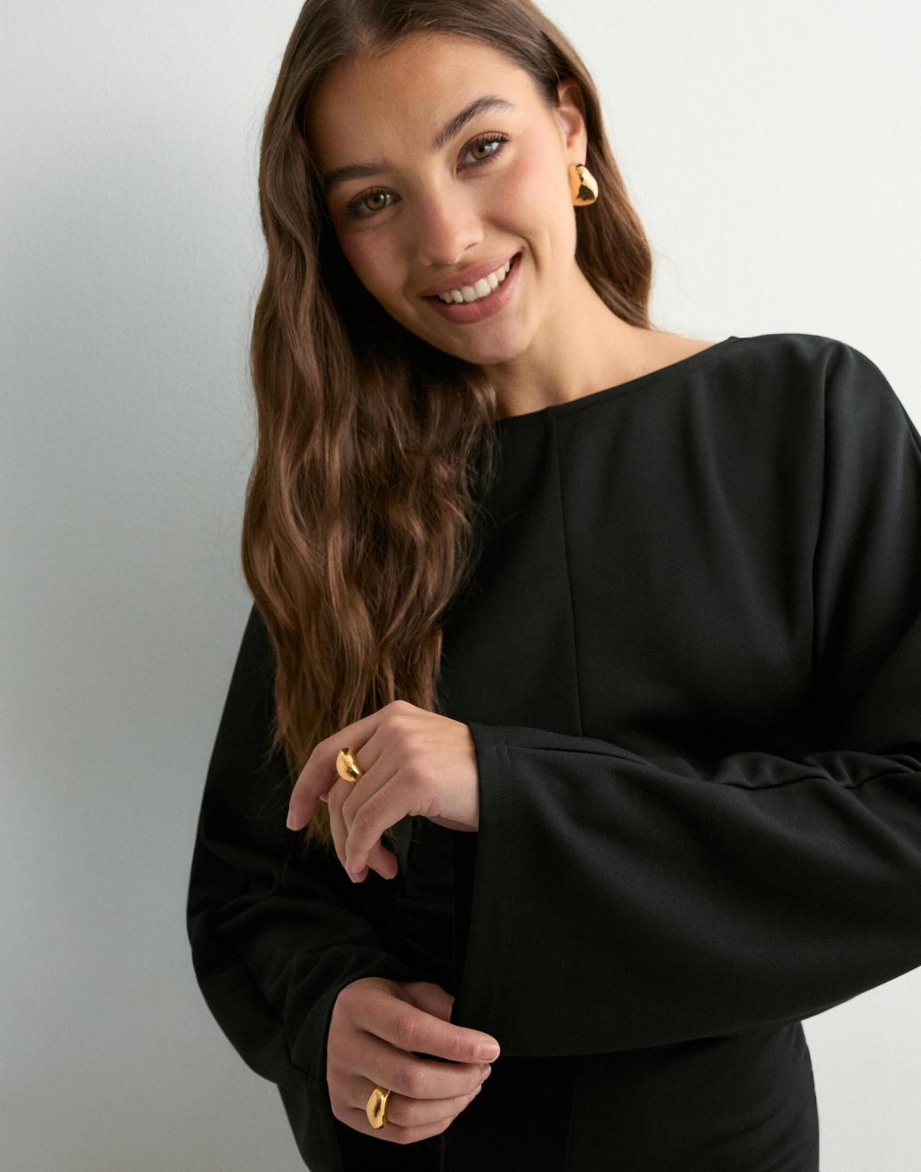 Elegant Nelly Shaped Long Sleeve Dress