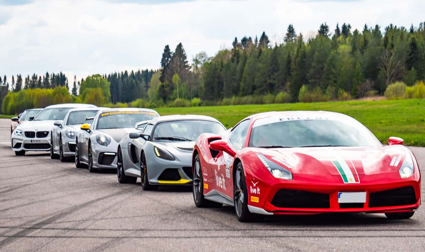 Köra Ferrari och Lamborghini Upplevelse