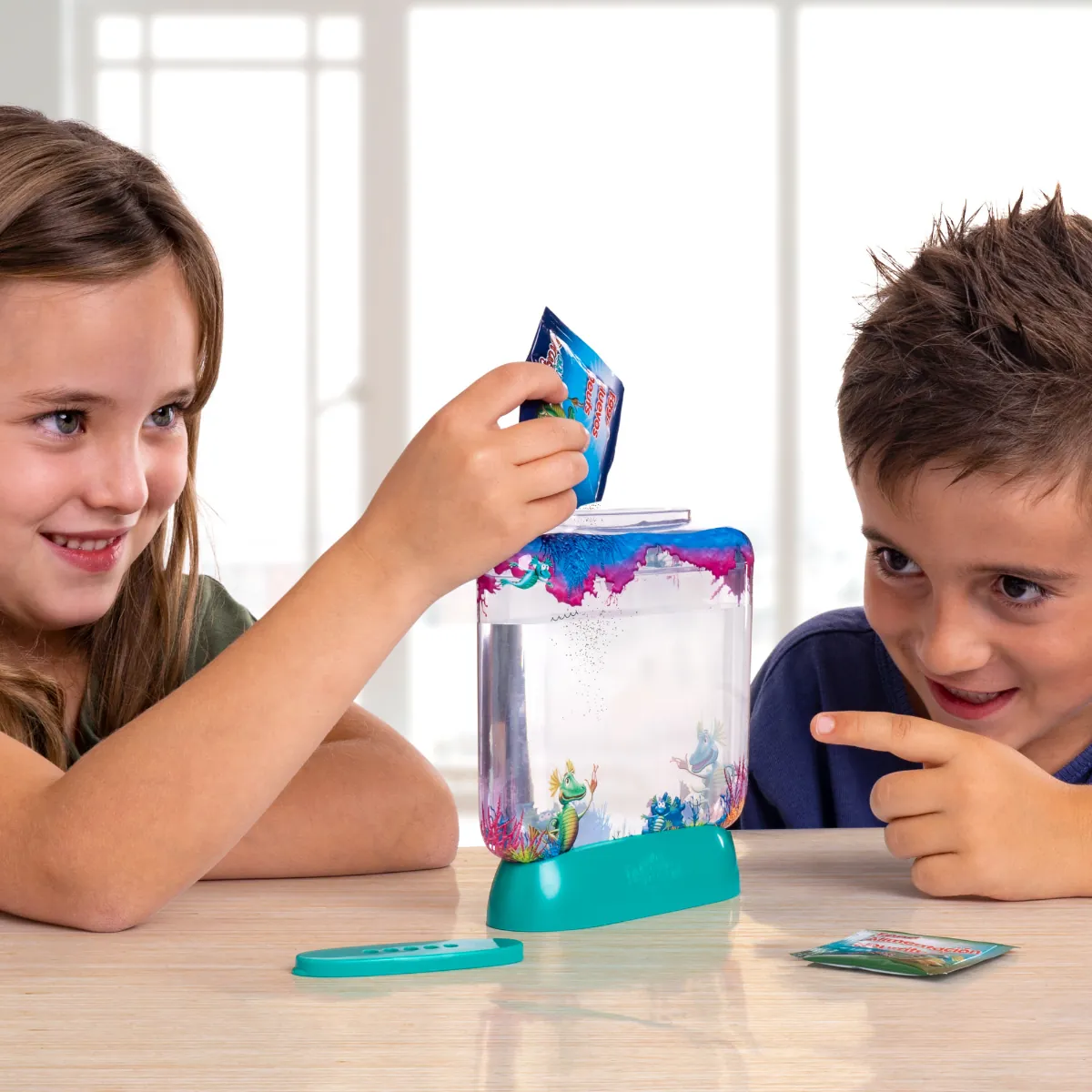 Aqua Dragons akvarium med LED-ljus