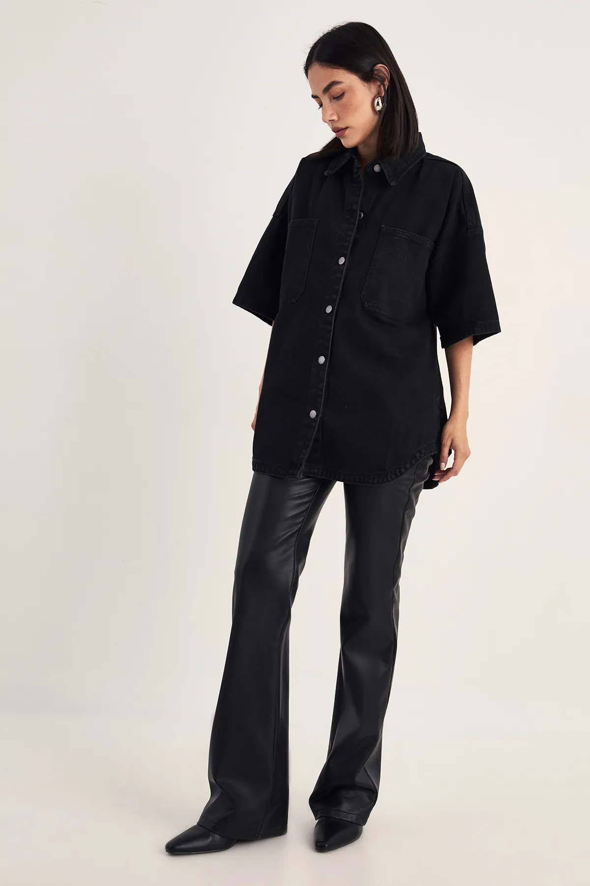 Washed Black Denim Boxy Kortärmad Skjorta