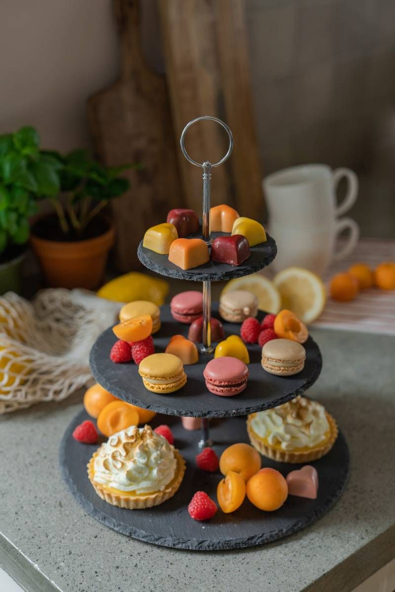 Våningsfat i Sten med Tre Nivåer