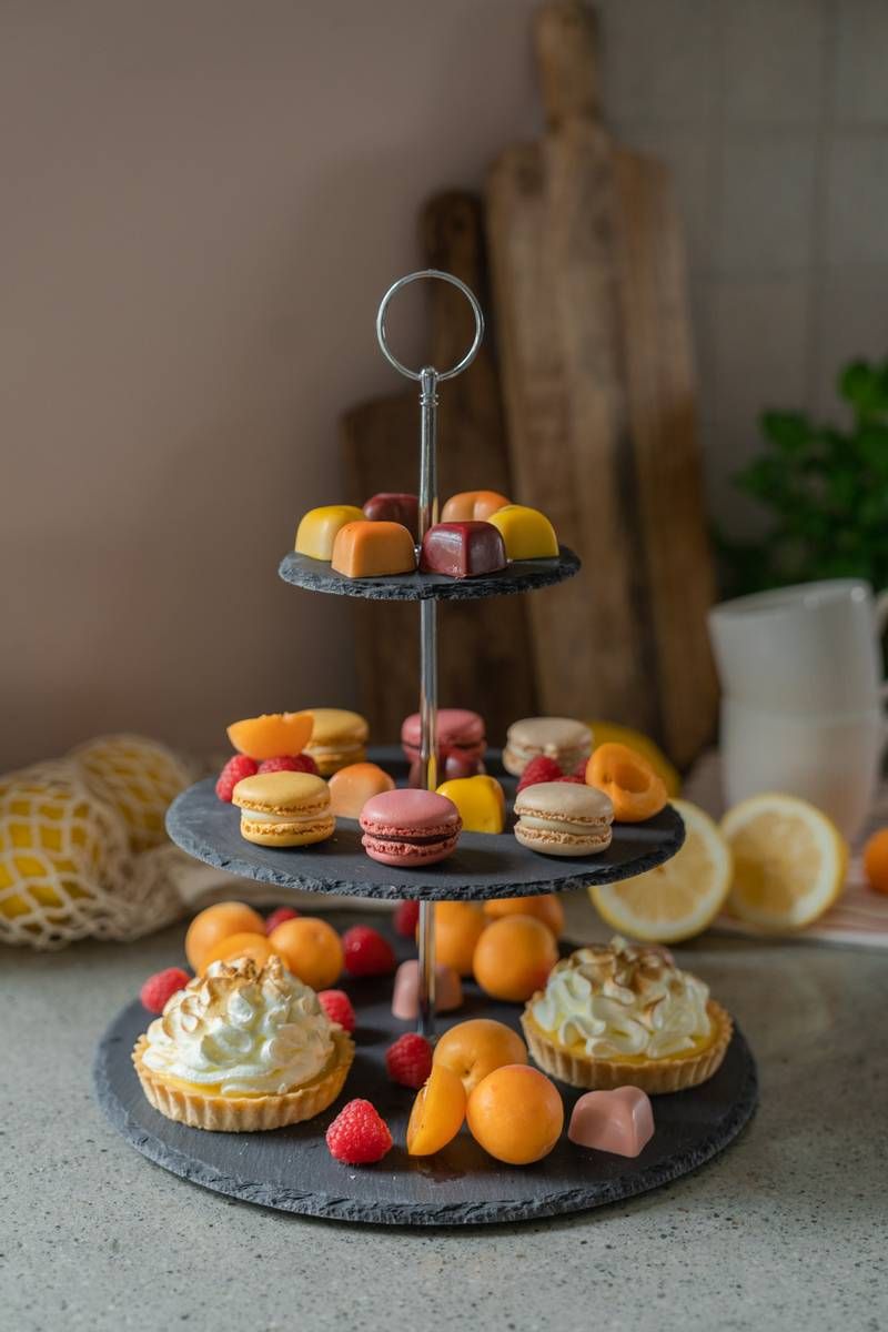 Våningsfat i Sten med Tre Nivåer