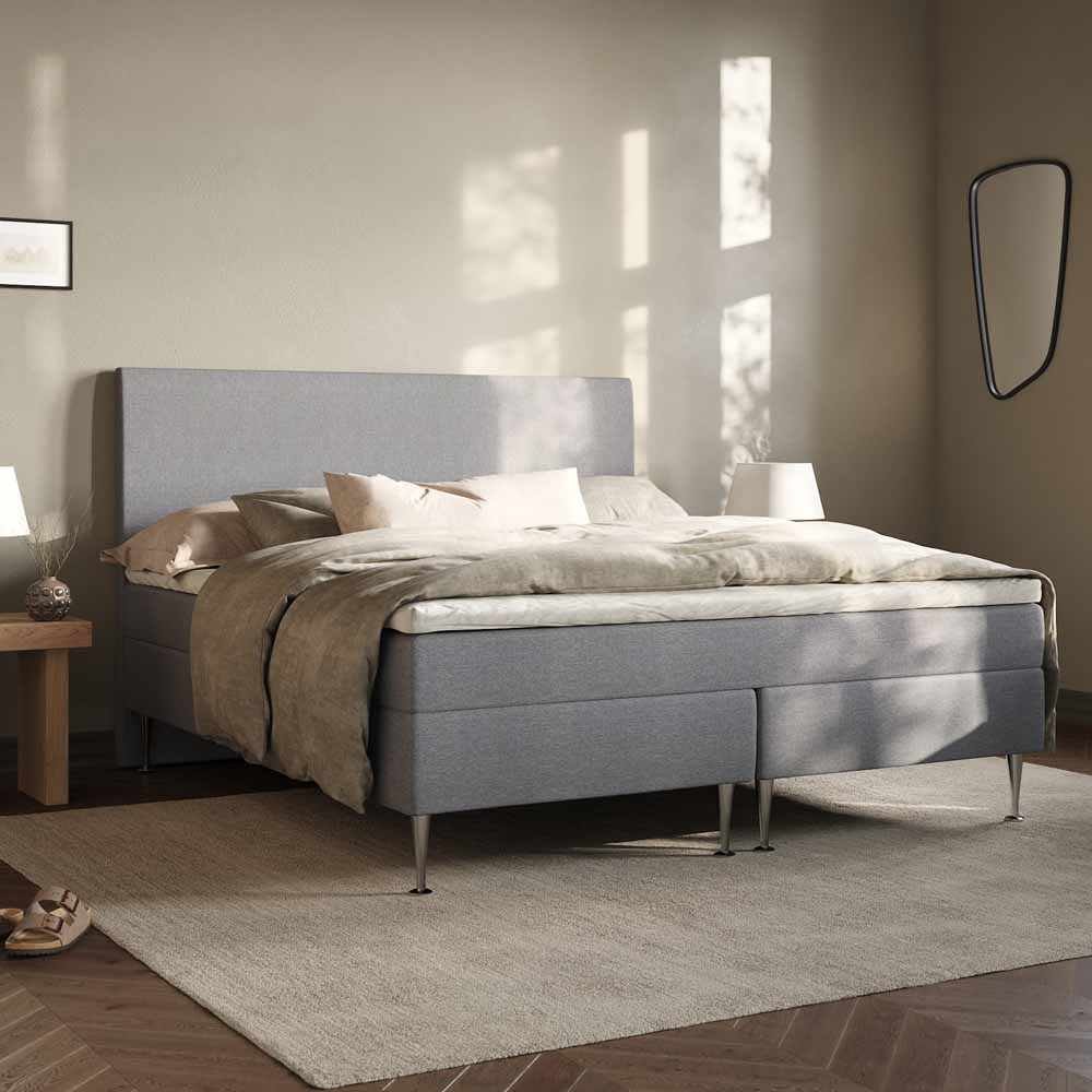 Gavel med ben eller presentkort på köpet