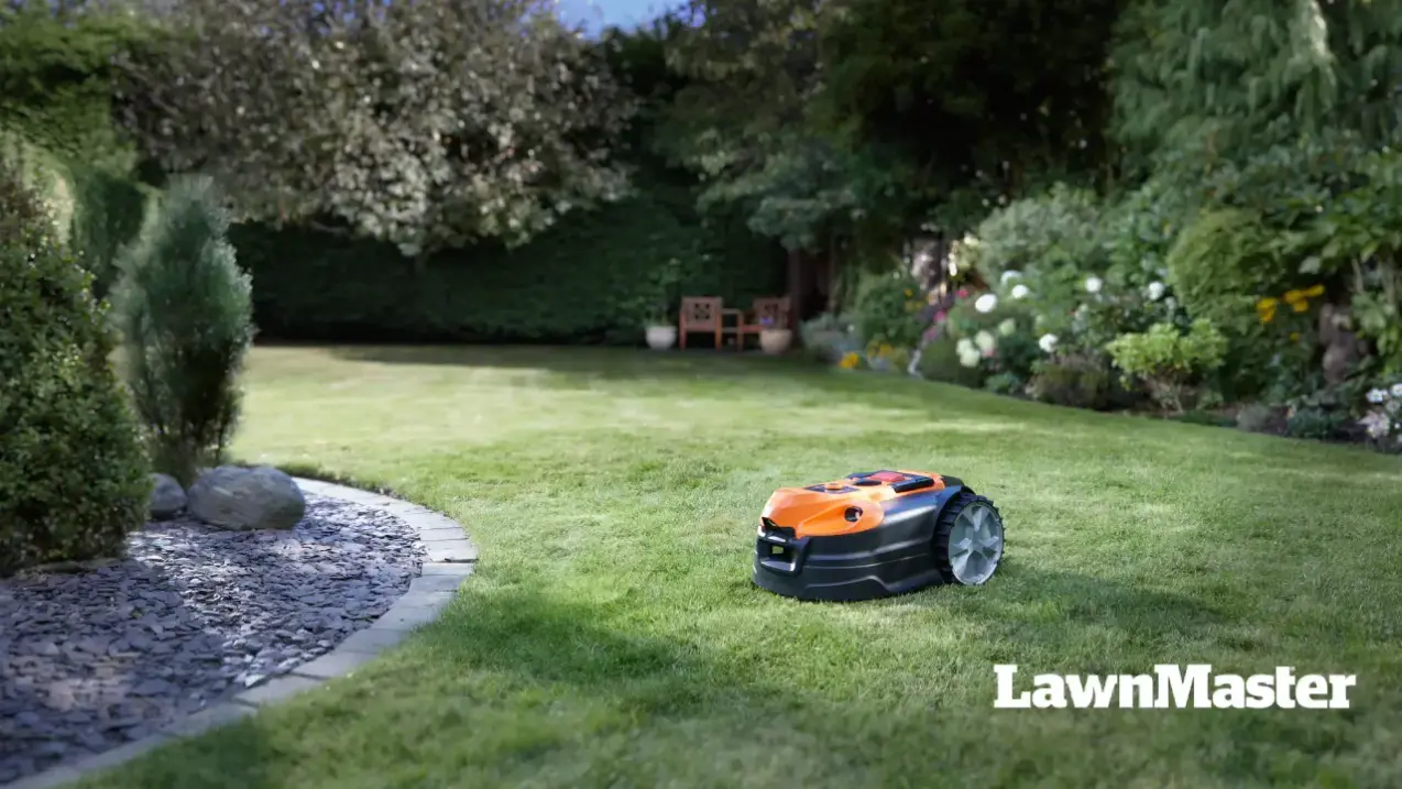LawnMaster OcuMow robotgräsklippare premium