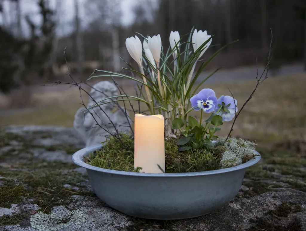 LED Gravljus Serene med Timer och Sensor