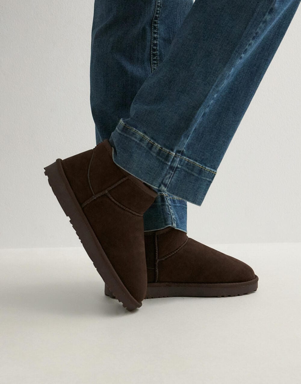 Nelly Mini Boots i brun mockaimitation för 209 kr hos Nelly