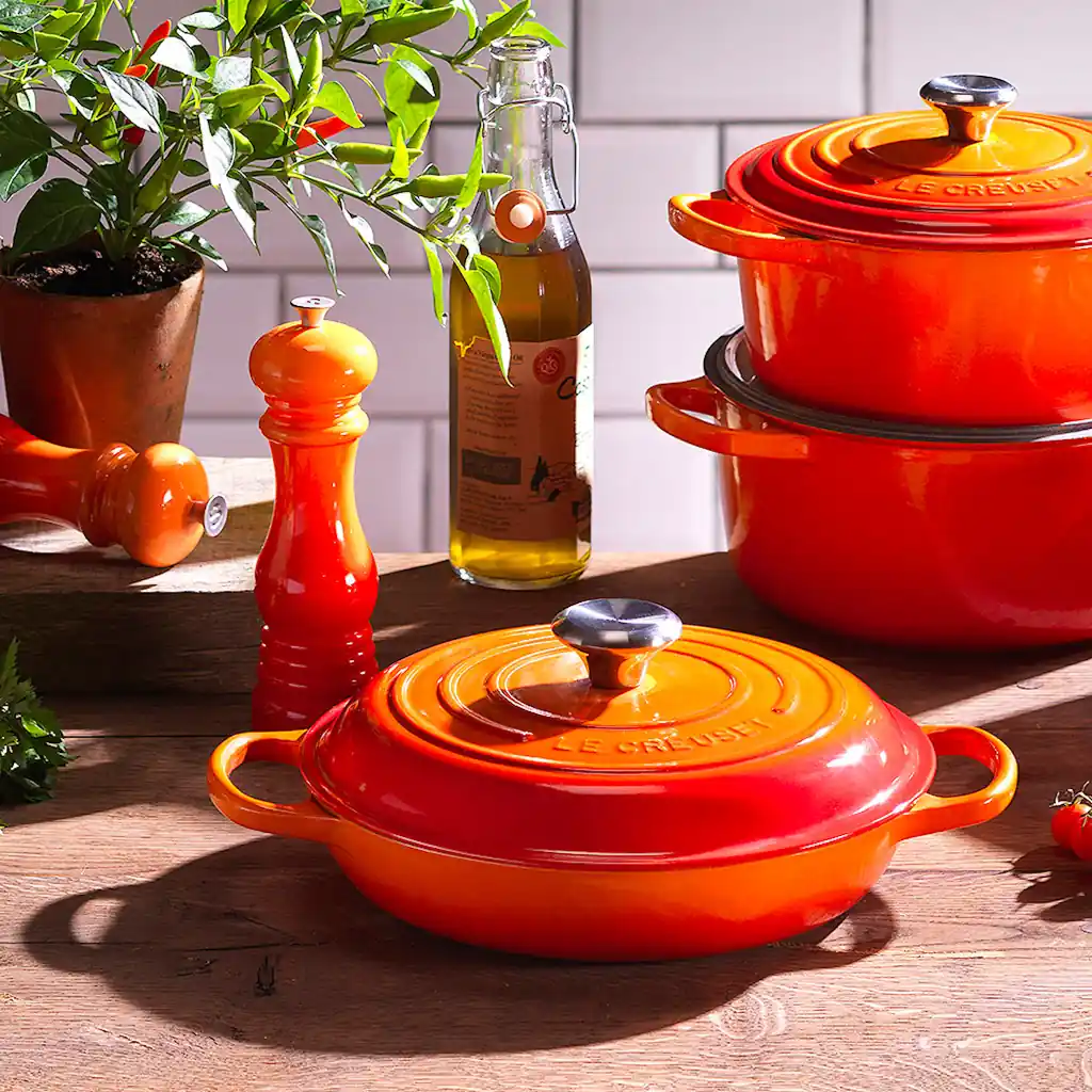 Lucka 16 - Le Creuset Signature Gjutjärnsgryta rund 26 cm 5,3 L Vulkan - Cervera