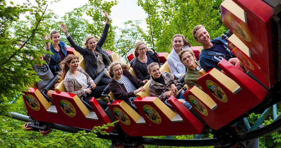 30% rabatt på turband på nöjesparken Bakken i Danmark