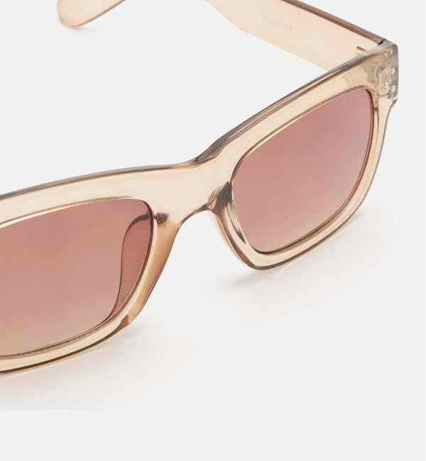 Upp till 50% rabatt på utvalda varor hos Ur&Penn