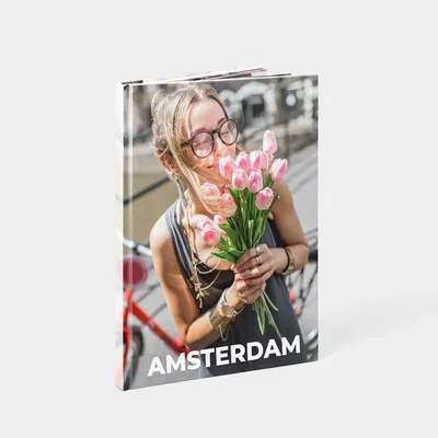 Personifierad Fotobok 21x28cm - Stående Layout
