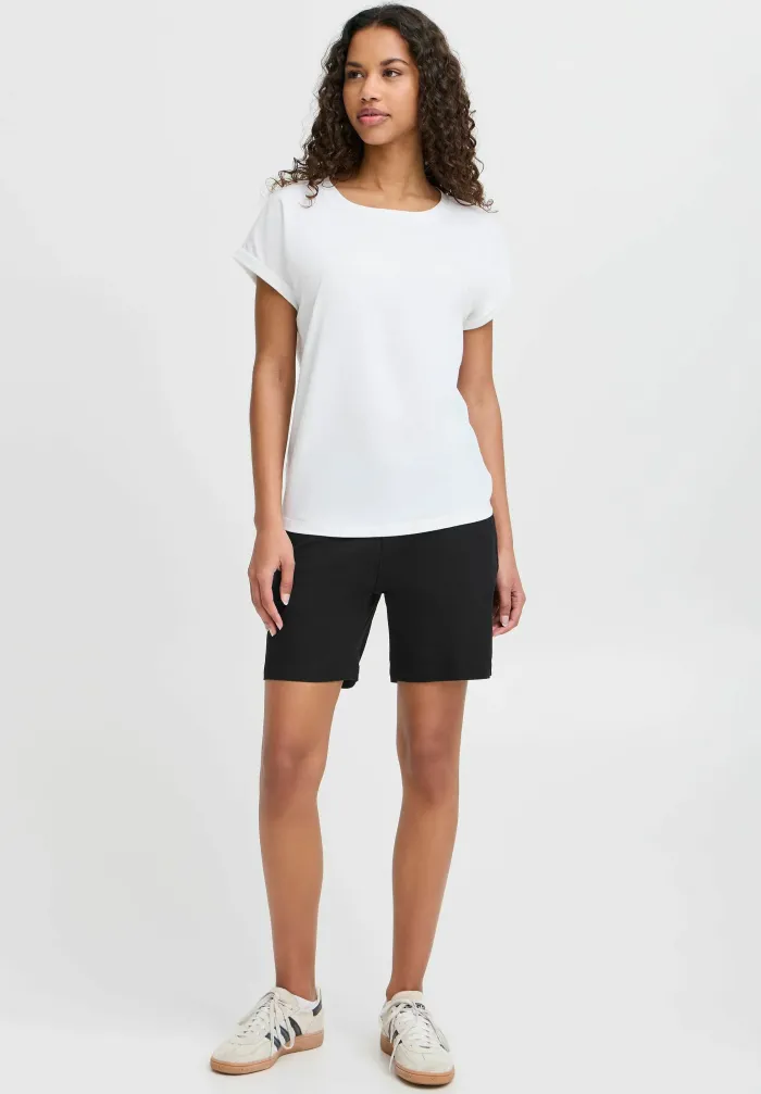 Oxmo OXKVITA Regular Black Shorts
