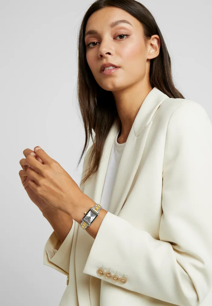 Casio Vit Analog Klocka - Klassisk Design