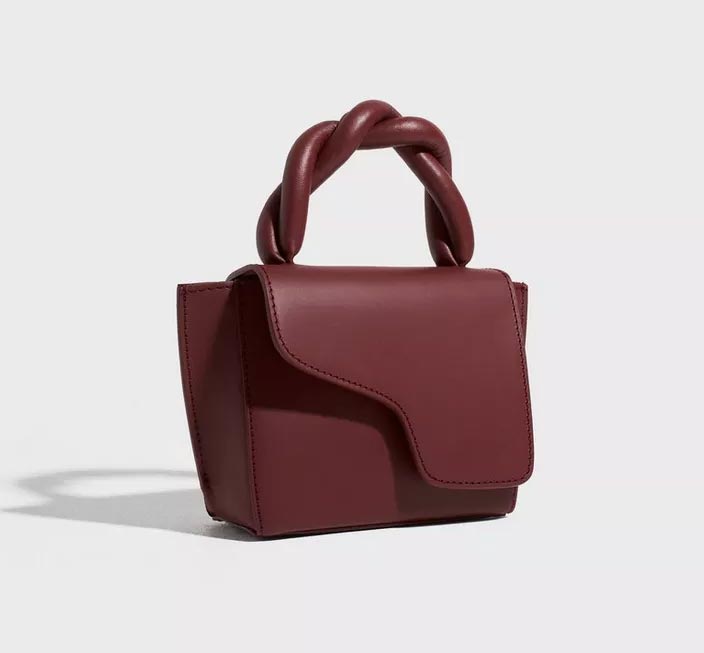 Lucka 17 - 25% på utvalda skor & väskor från ATP Atelier, DAY ET & Marc Jacobs - Nelly.com