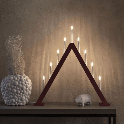 Adventsljusstake A-FORM9-arm Trä mörkröd 64 cmKonstsmide - Ljusexperten.se