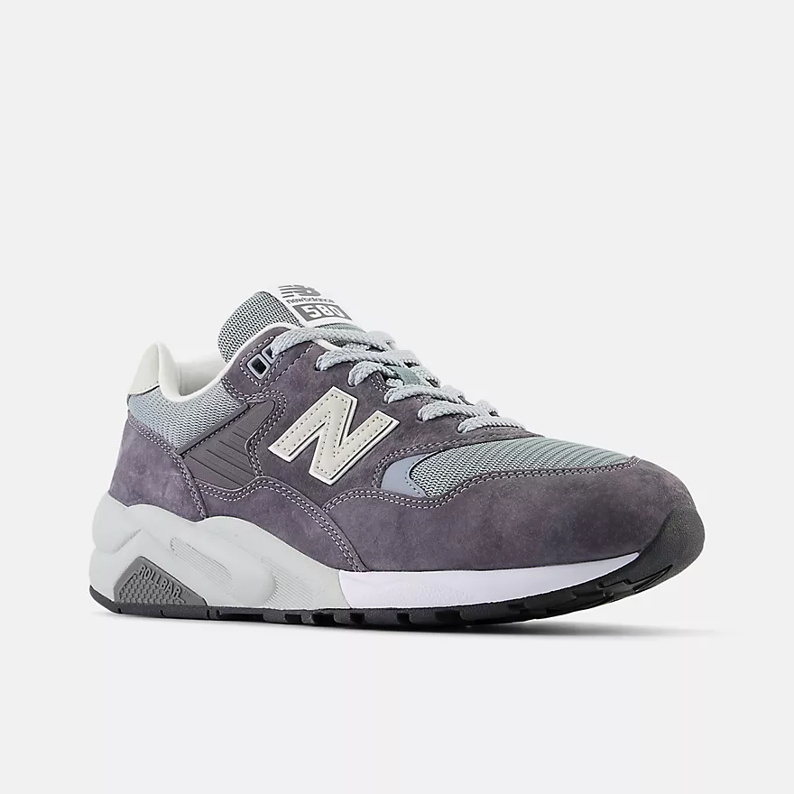 New Balance 30 % extra rabatt på rean