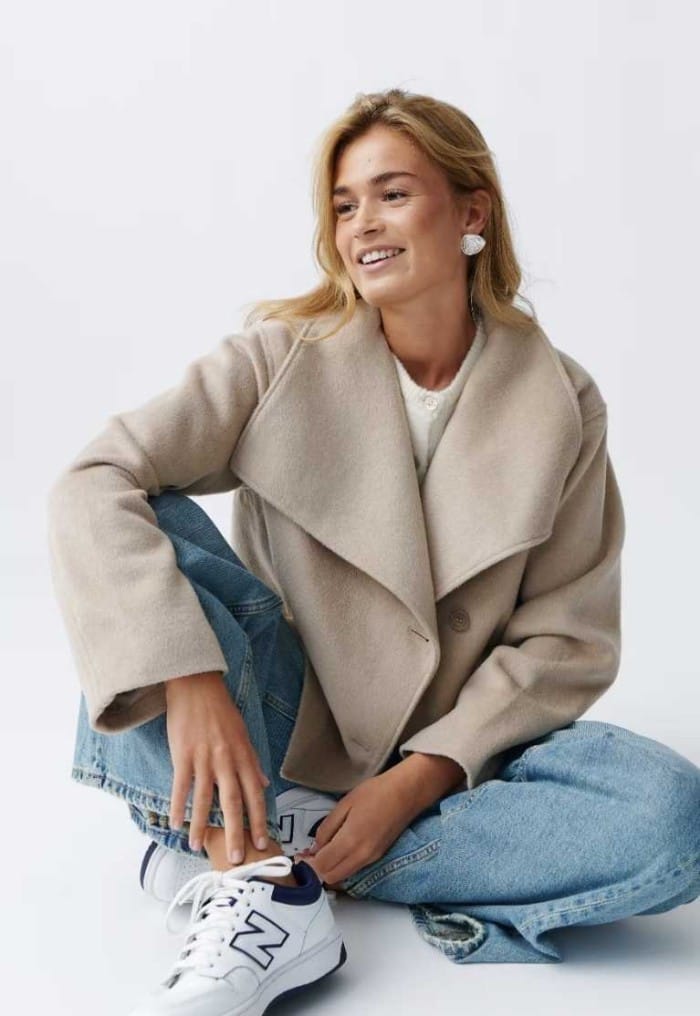 Women's Short Beige Jacket by Gina Tricot