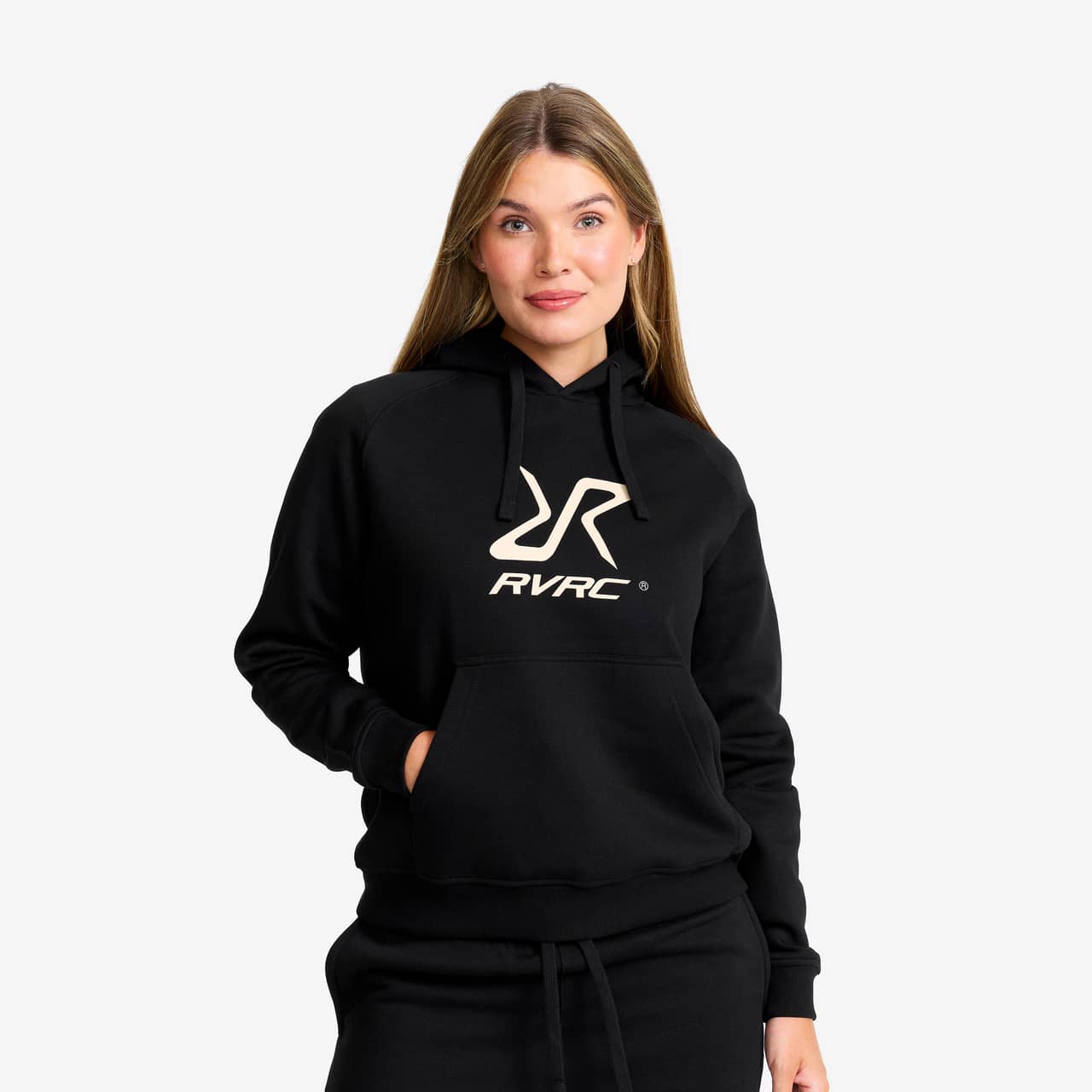 25% rabatt på alla sweats hos RevolutionRace
