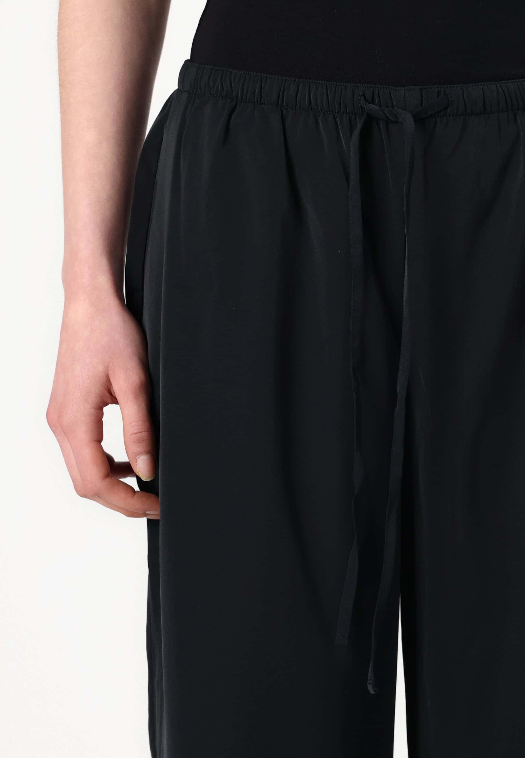 Abercrombie & Fitch byxor hos Lounge by Zalando