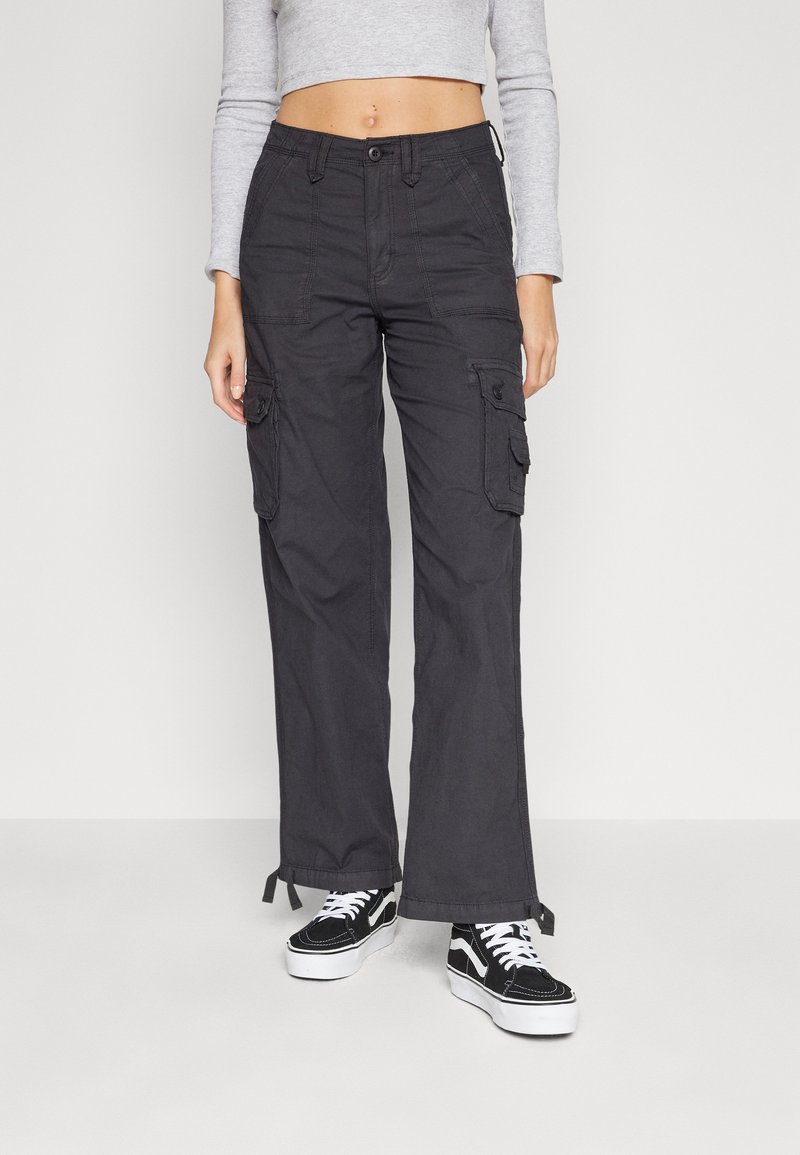 American Eagle Baggy Cargo Pants - Black