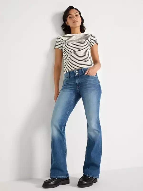 FLARE Stretchjeans med Låg Midja