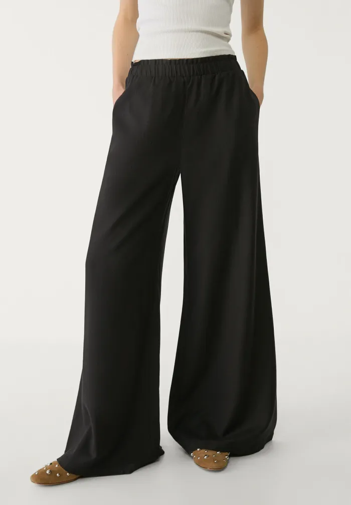 Stradivarius Black Flowing Fabric Trousers