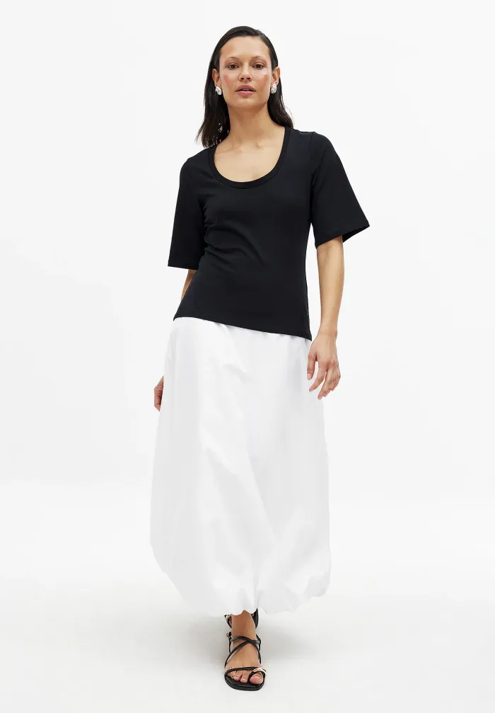 NA-KD Basic Black T-shirt