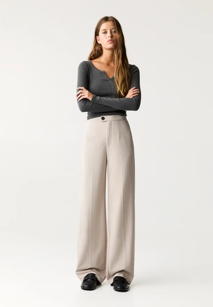 PULL&BEAR Straight-Leg Beige Darted Trousers