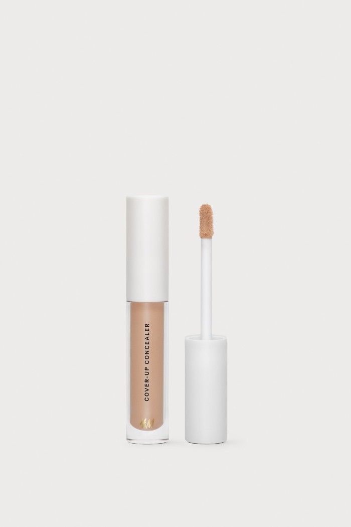 Amber Concealer Cover-Up - Beauty Essentials