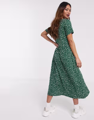 Wednesday's Girl – Grön Fläckprickig Midi-Smockklänning