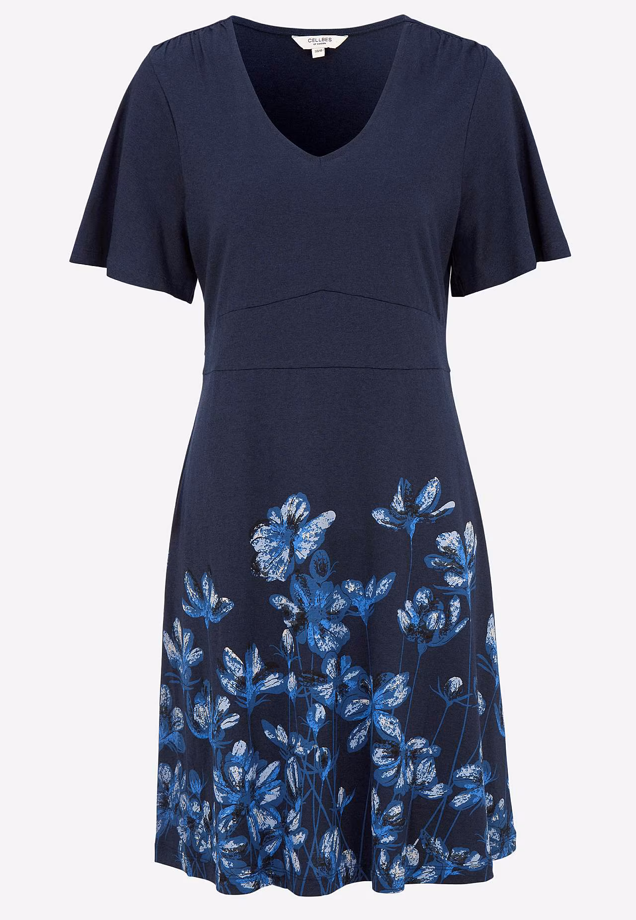 Elegant Cellbes Fashion Outfit Selection