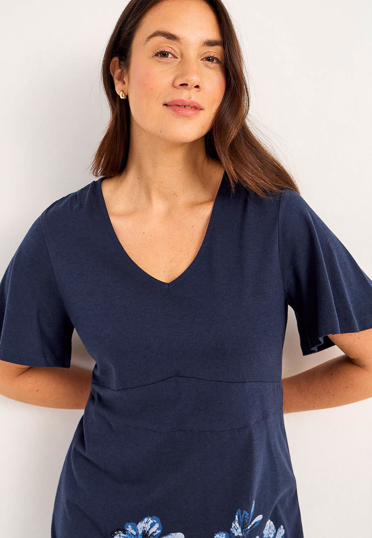 Elegant Cellbes Fashion Outfit Selection