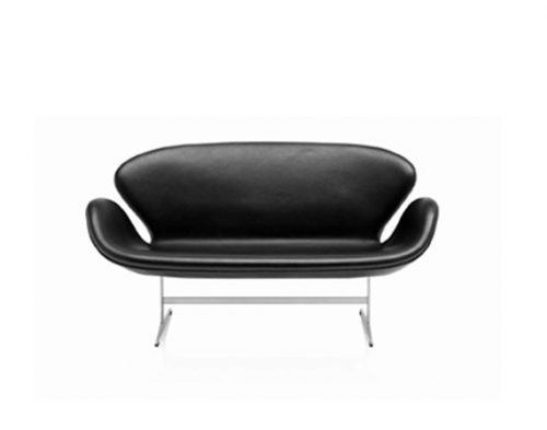 Swan sofa pelle nera, Fritz Hansen