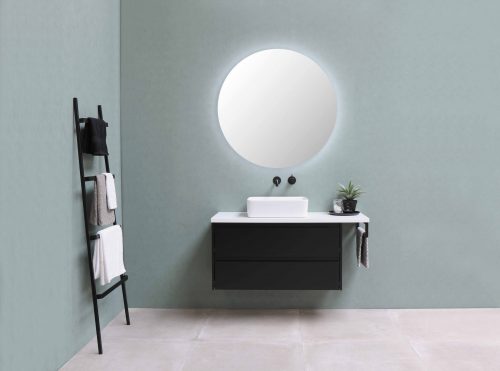 Tendenze bagno 2022: nero e grigio sono i colori del momento