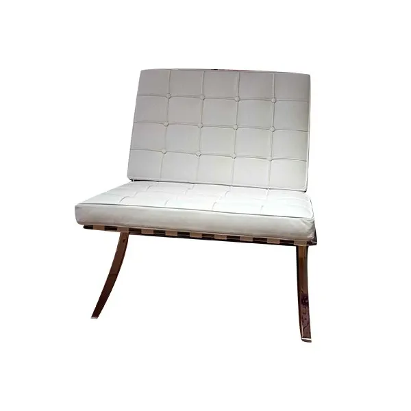 Barcelona 334 armchair in hammered leather (white), Alivar image