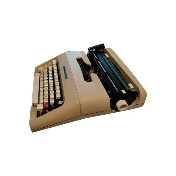 Lettera 35 typewriter, Olivetti image