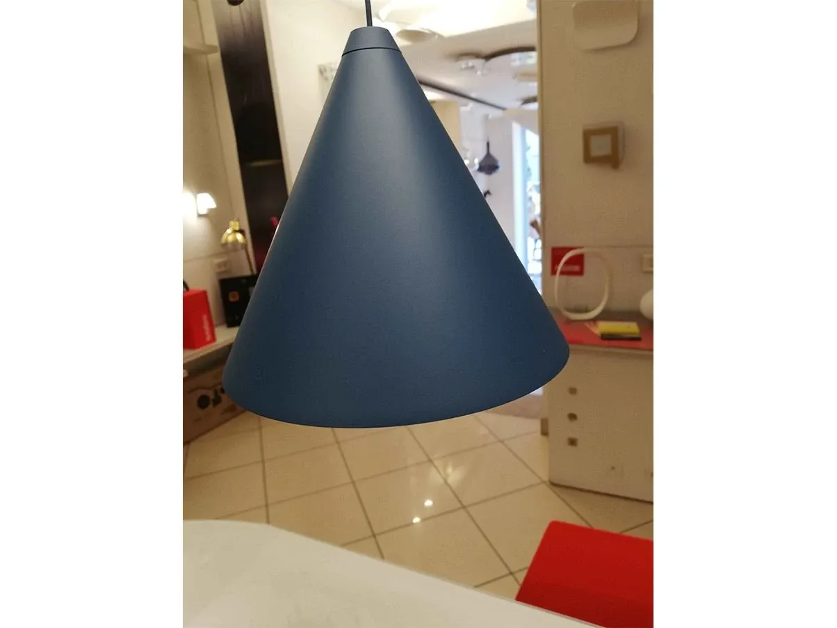 Kegelförmige Deckenleuchte mit Kabel – String Light 