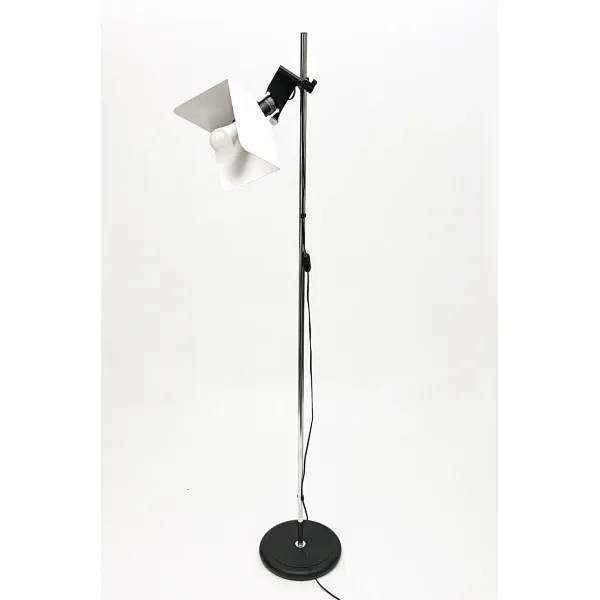 Triedro lamp design Joe Colombo 1970, Stilnovo image