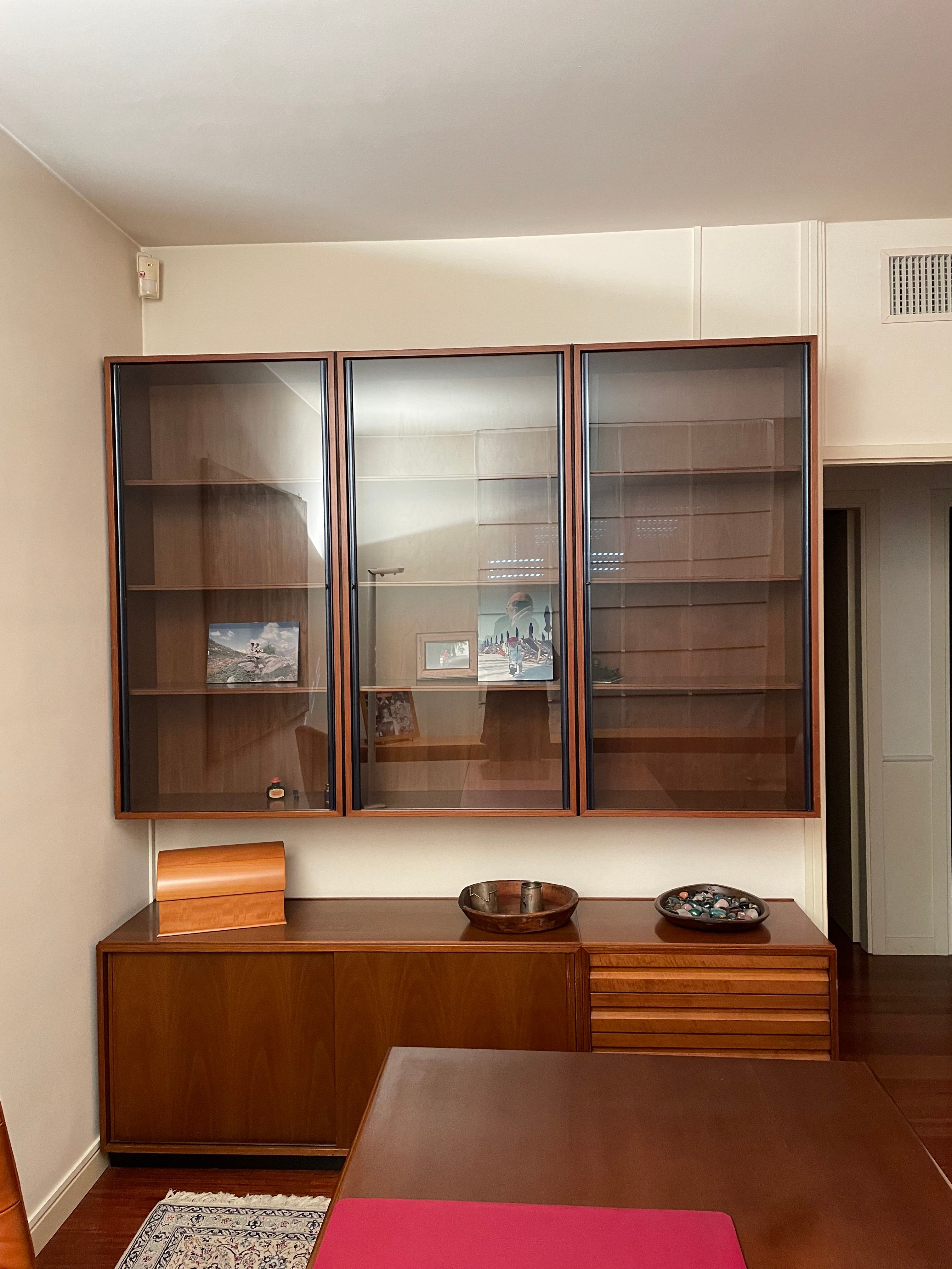 Vintage Wandkommode und Sideboard von Osvaldo Borsani Main