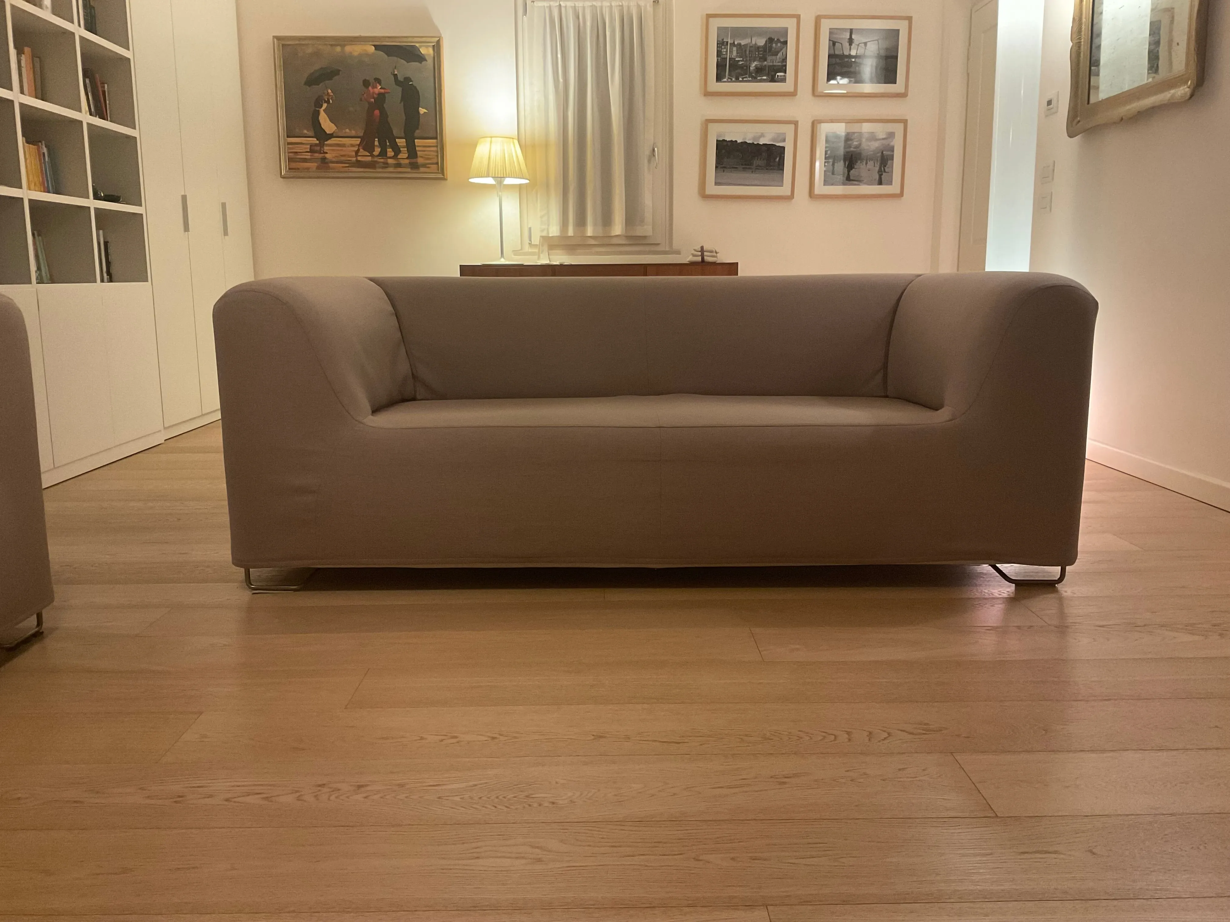 Kami dove gray 3-seater sofa, Cassina image
