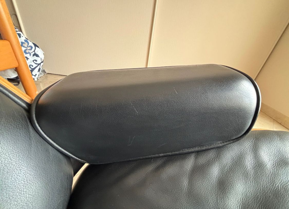 Chaise longue Lounge Chair in palissandro e pelle nera di Eames, Vitra Optional8