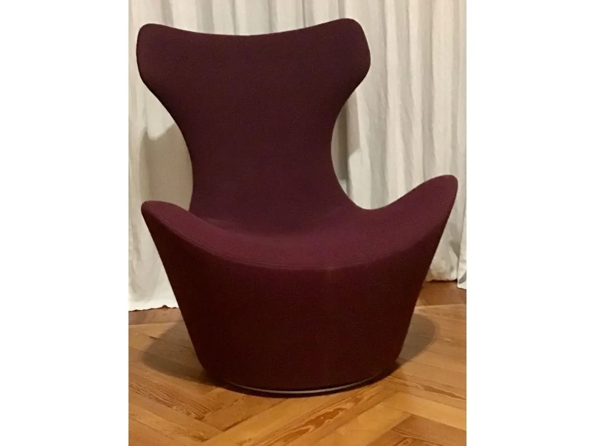 Grande Papilio swivel armchair, B&B Italia image