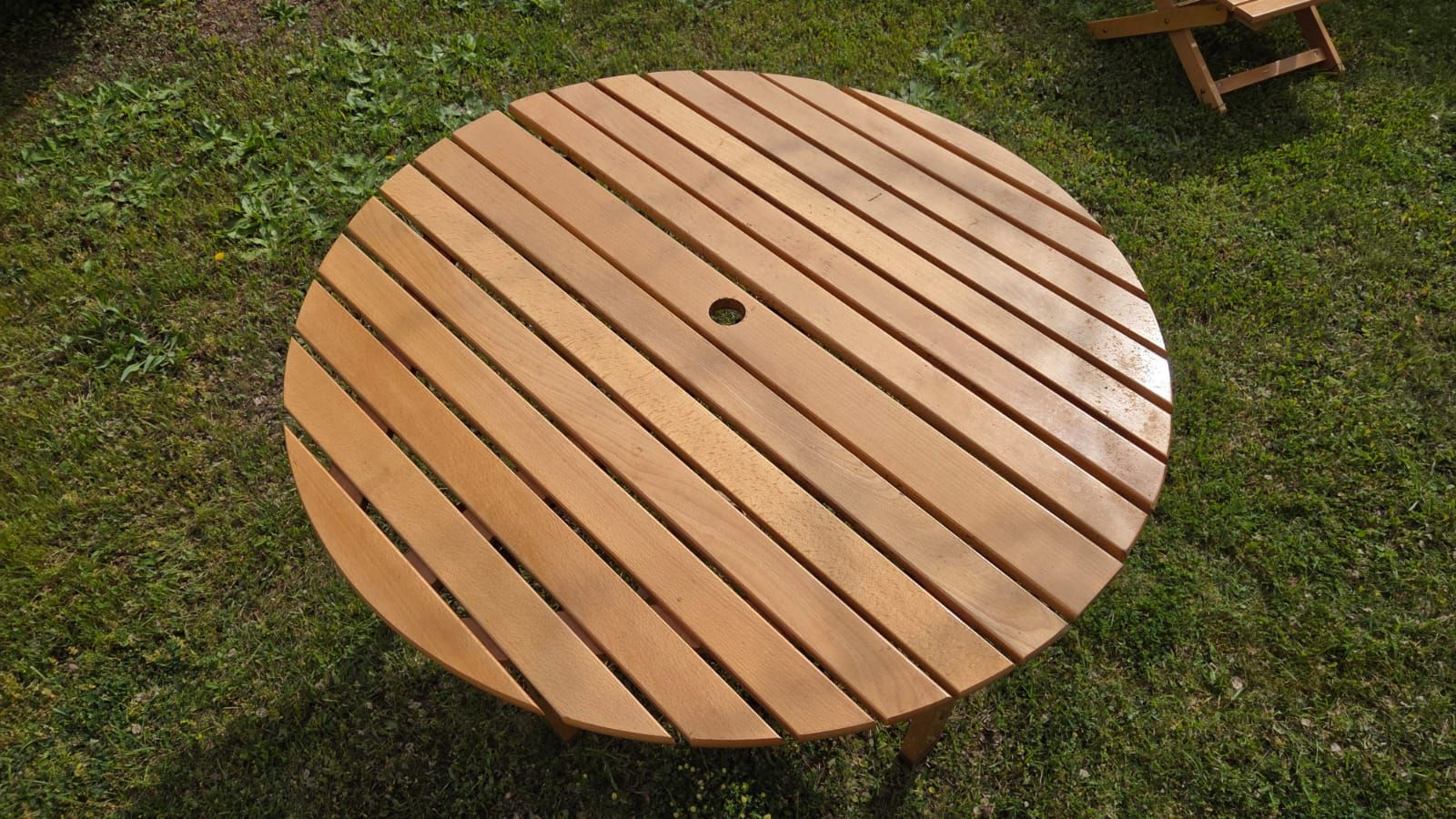 Set da esterno 6 sedie, tavolino e tavolo rotondo in legno Front