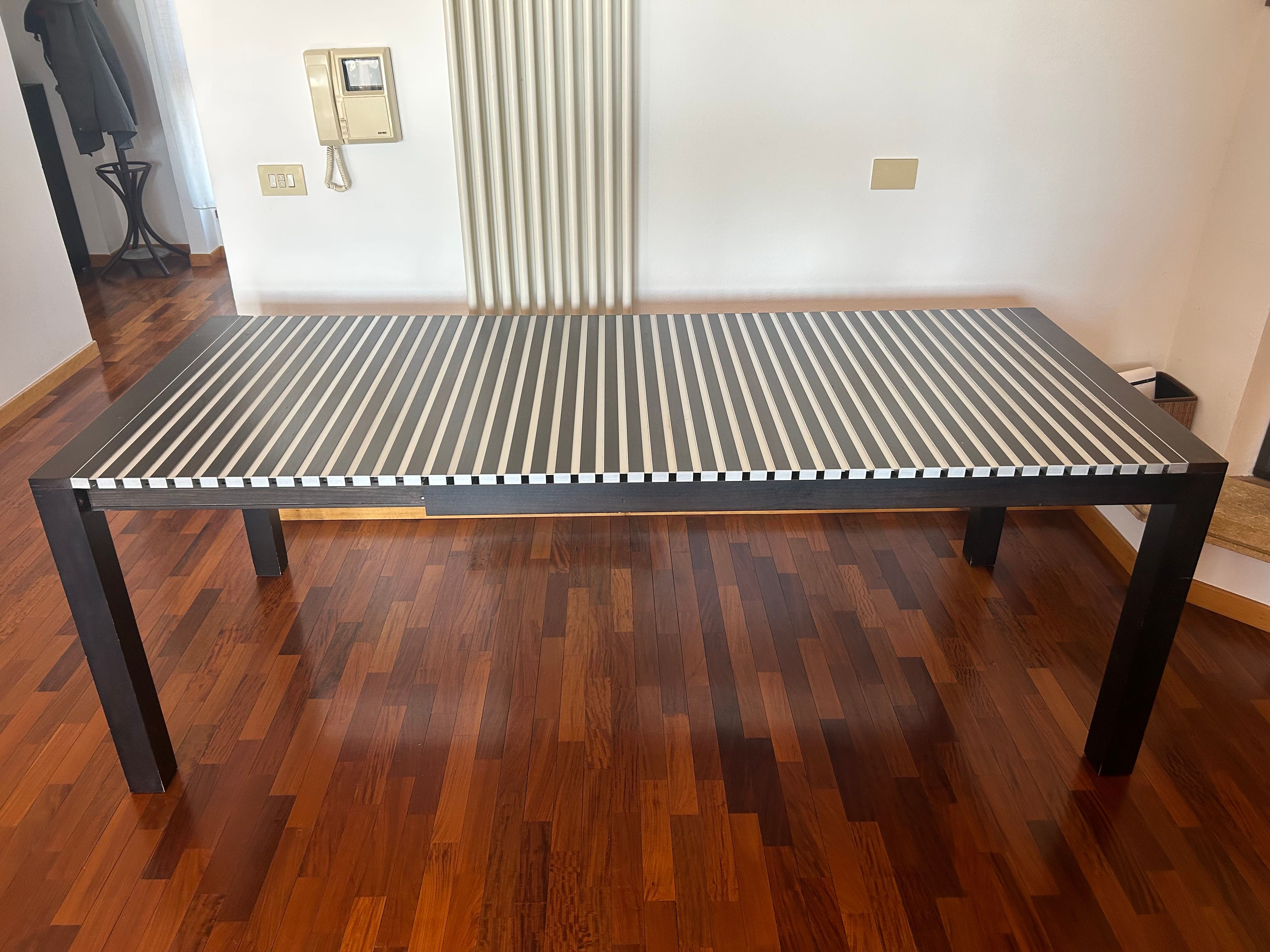 Astor Ausziehbarer Esstisch von Grafite Design Side