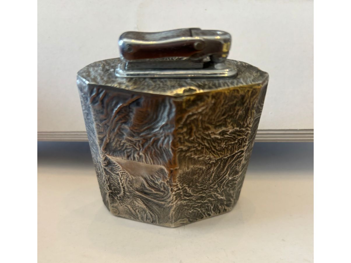 Vintage Silver Lighter Main